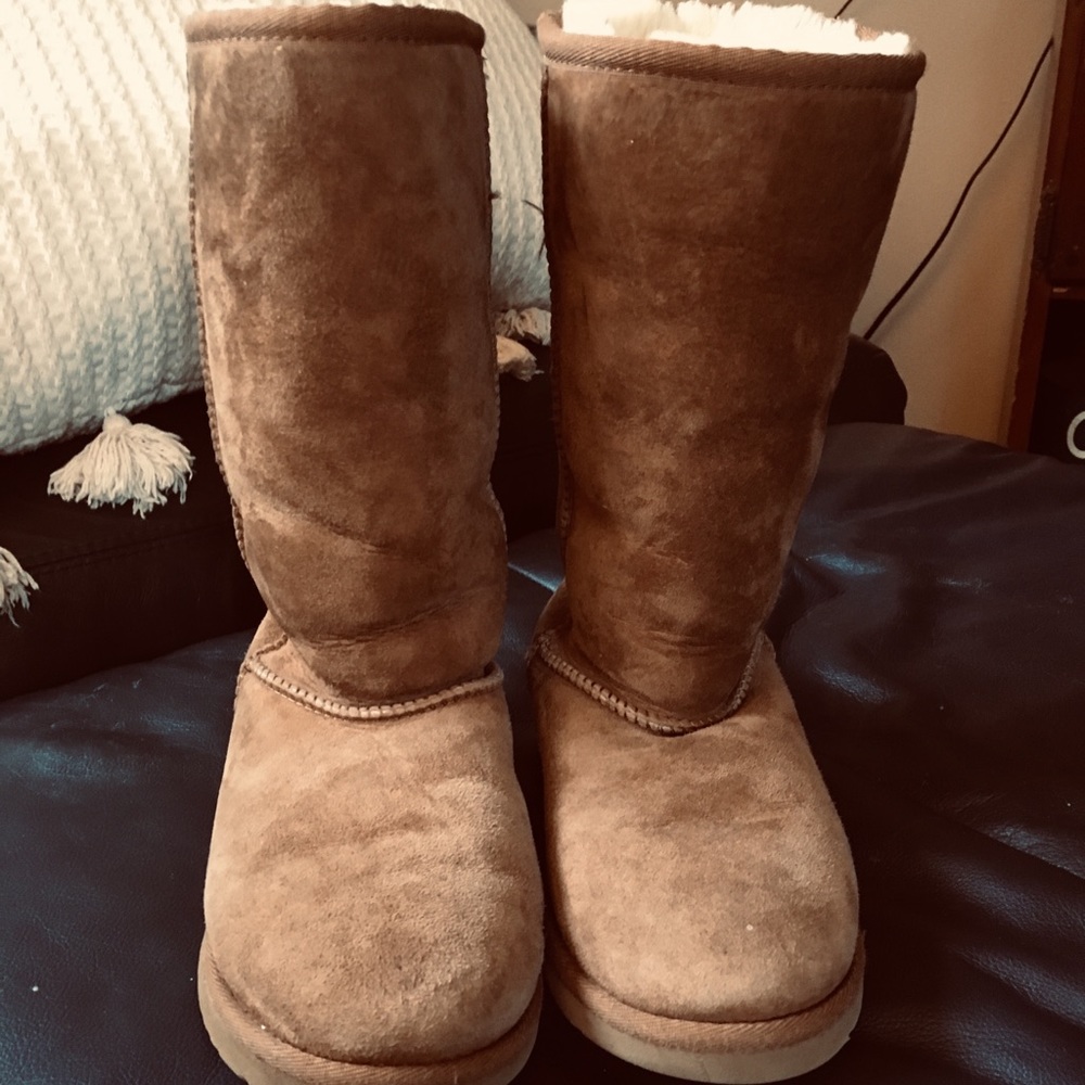 Ugg Boots—barely worn. Very clean.
